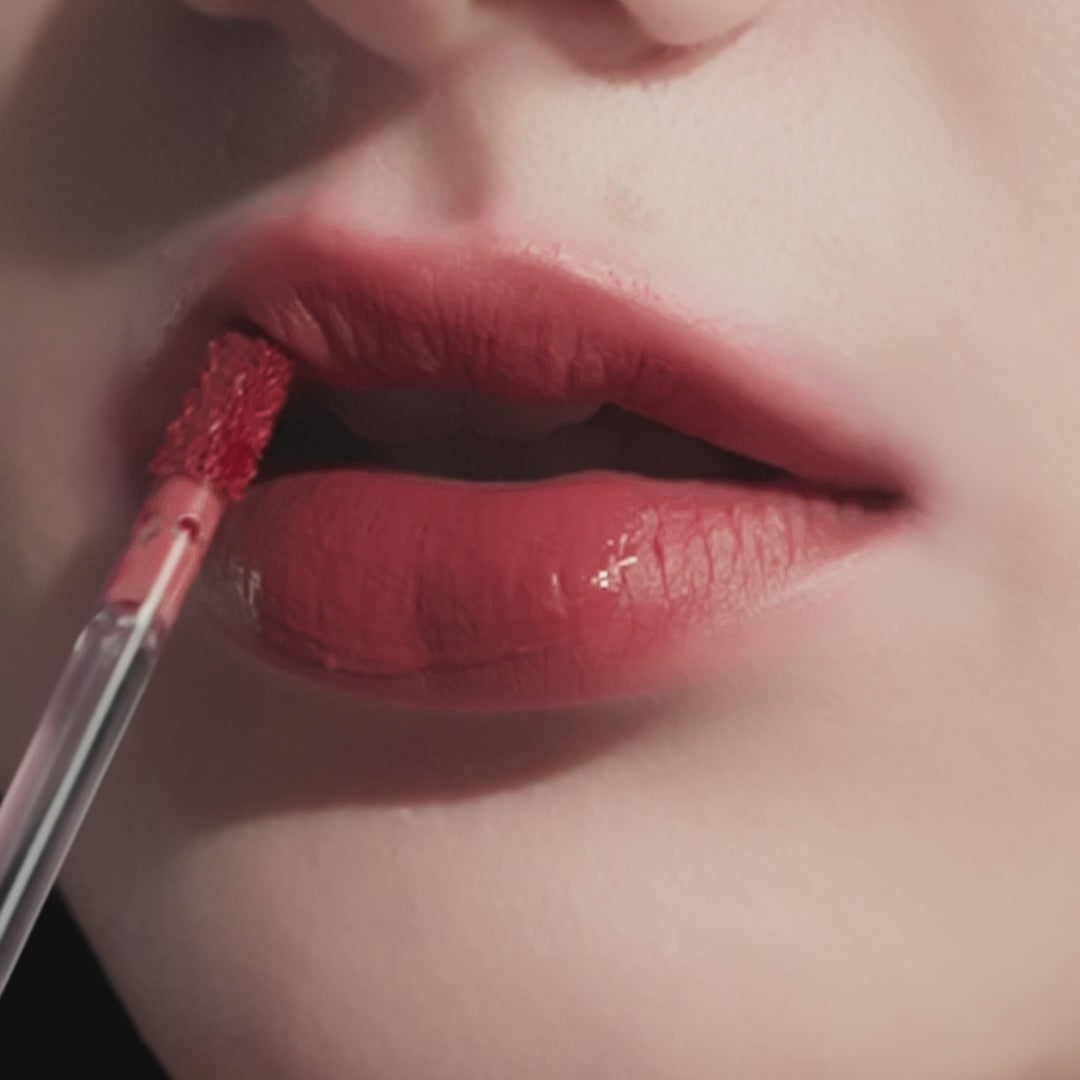 Load video: ALTERA BLURRING LIP TINT